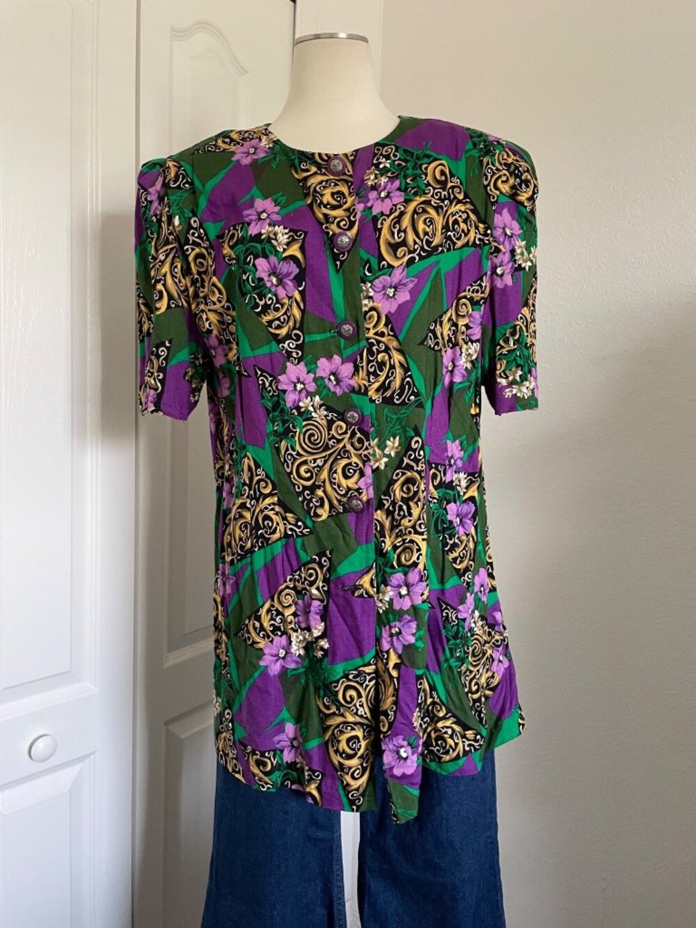 Vintage 90s Short Sleeve Gold Baroque Floral Print Blouse Women's Size XL
